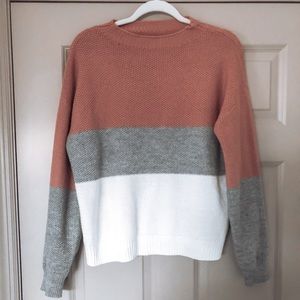⭐️ COLOR BLOCK SWEATER